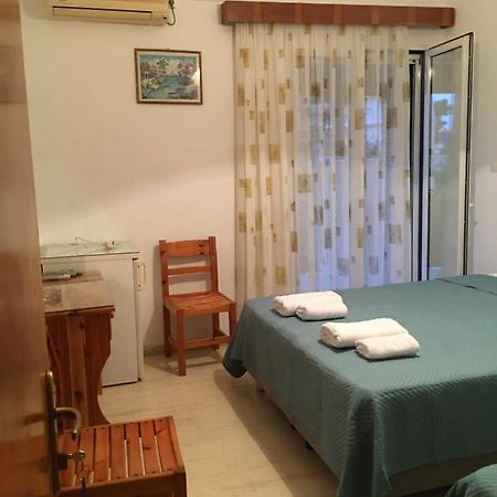 Villa Politis Порос Экстерьер фото